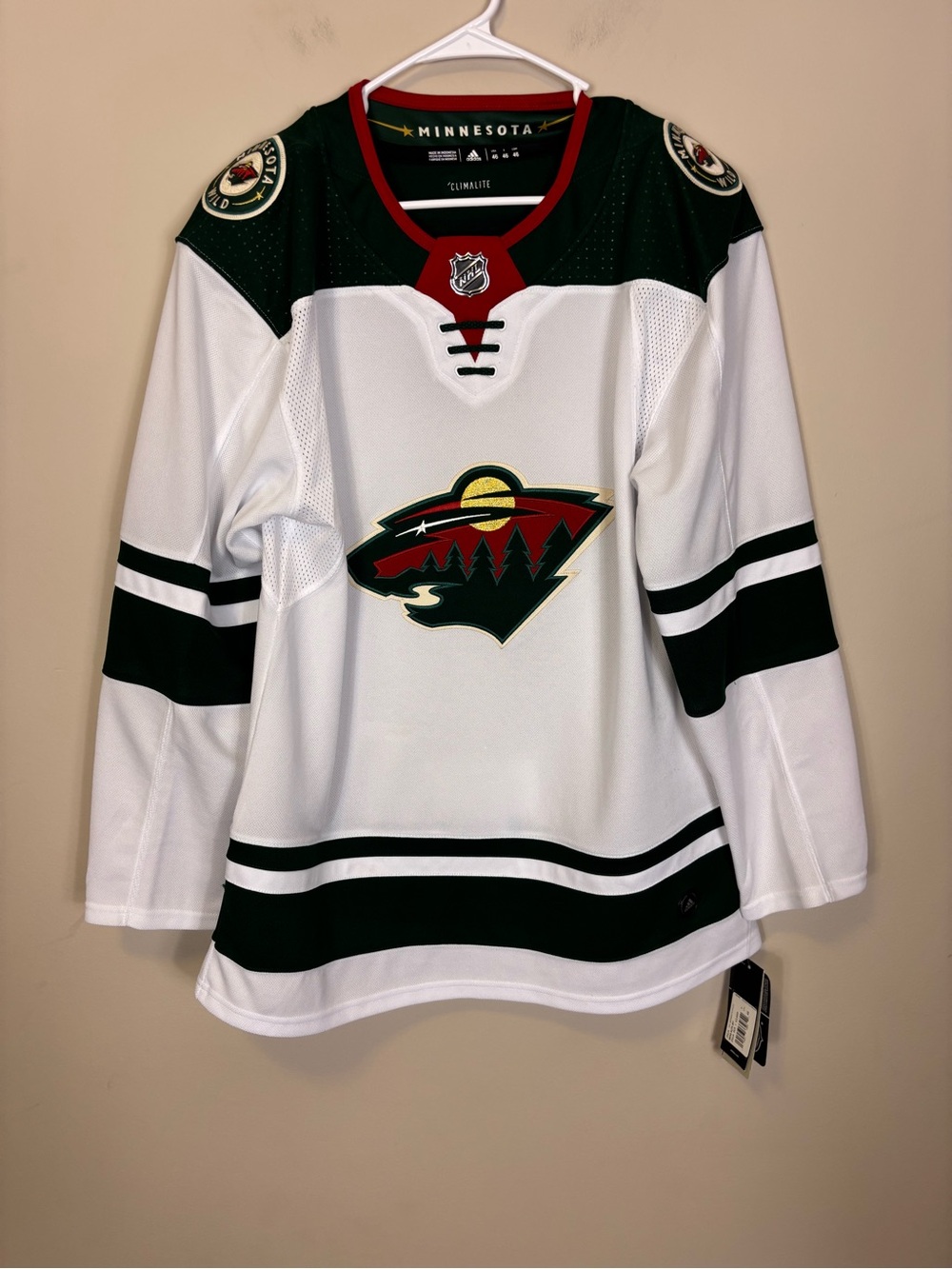 NWT Adidas Minnesota Wild NHL Authentic White Hockey Jersey Small